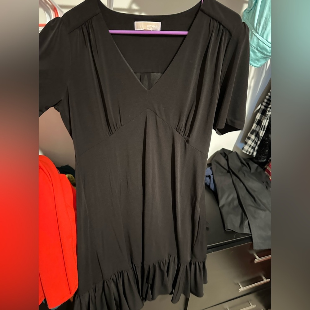 Michael Kors short sleeve T-shirt dress in black. Size large